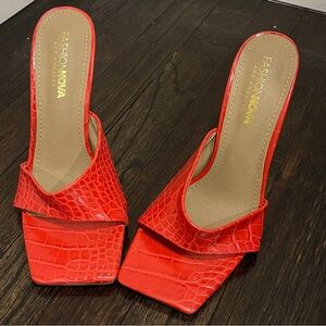 Fashion Nova Vibrant Red Orange Croc-Patterned Heels